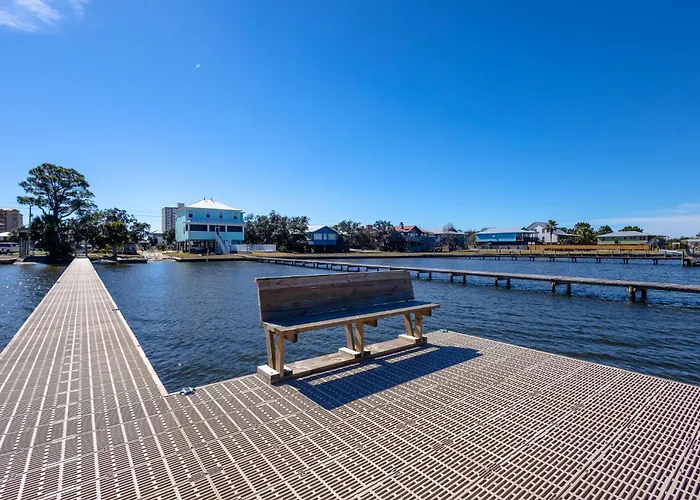 Gulf Village 315 *